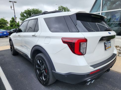 Used 2020 Ford Explorer ST w/ ST High-Performance Pack AWD/4WD image 3