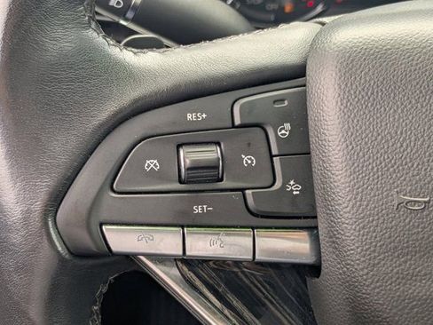 Used 2024 Cadillac XT6 Premium Luxury AWD/4WD image 24