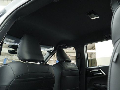 New 2026 Mitsubishi Outlander LE FWD image 23