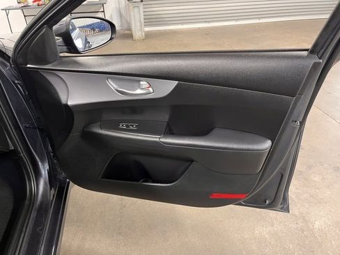 Used 2023 Kia Forte LXS image 12