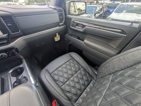 New 2025 Chevrolet Silverado 1500 RST w/ All Star Edition Plus AWD/4WD image 17