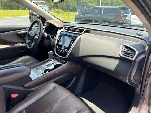 Used 2015 Nissan Murano Platinum w/ Platinum Technology Package FWD image 10