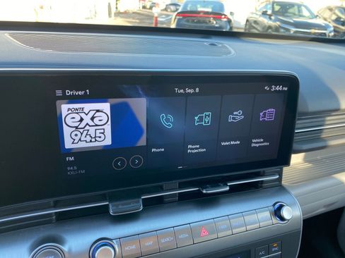 Used 2025 Hyundai Kona SEL image 21