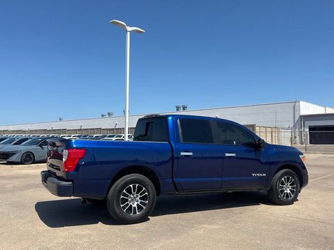 Used 2021 Nissan Titan SV RWD image 29