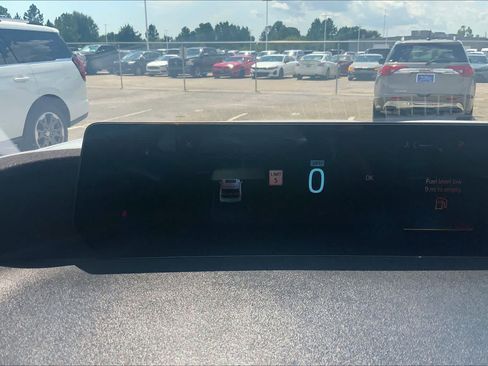 Used 2025 Ford Expedition Active AWD/4WD image 26