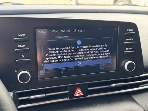 Used 2022 Hyundai Elantra SEL image 18