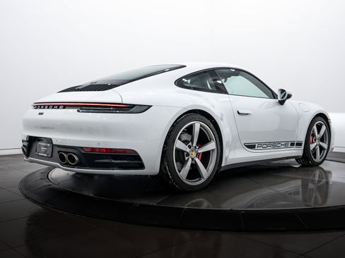 Certified 2022 Porsche 911 Carrera S image 7