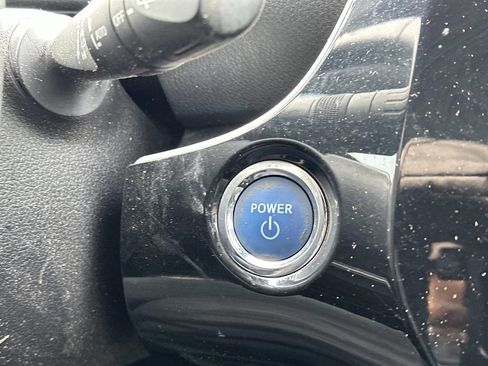Used 2019 Toyota Prius XLE image 26