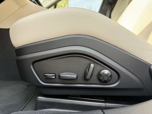 Certified 2026 Porsche Panamera image 26