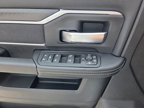 New 2026 RAM 3500 Big Horn AWD/4WD image 25