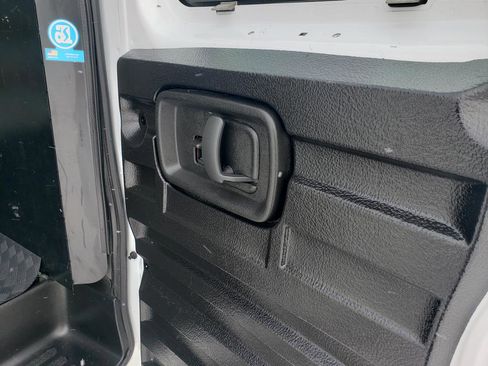 Used 2024 GMC Savana 2500 w/ Driver Convenience Package image 14