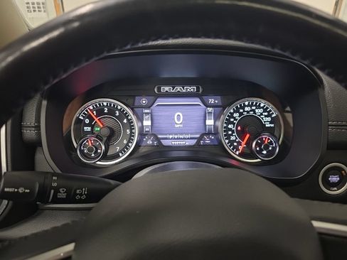 Used 2020 RAM 1500 Laramie AWD/4WD image 17