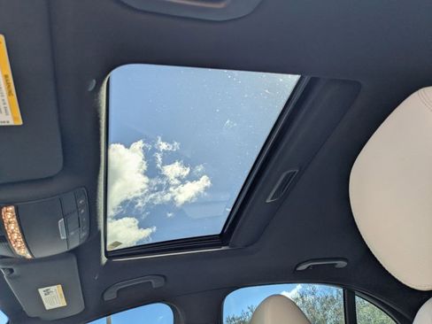 Certified 2022 Mercedes-Benz E 350 4MATIC Sedan image 10