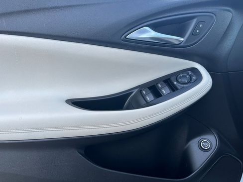 Certified 2023 Buick Encore GX Select image 9