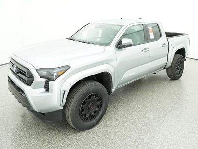 New 2025 Toyota Tacoma SR5