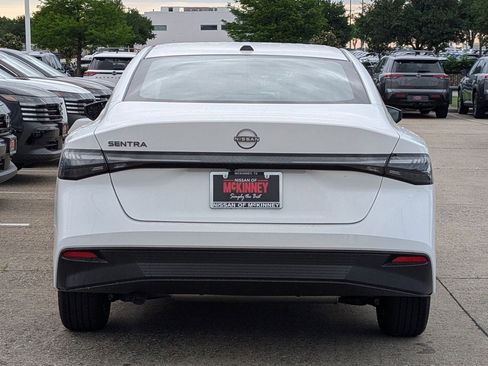 New 2026 Nissan Sentra SV FWD image 5