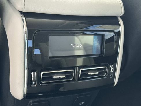 New 2025 Lincoln Aviator AWD w/ Equipment Group 101A image 23