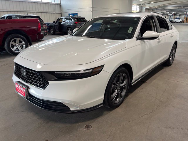Used 2023 Honda Accord EX image 7