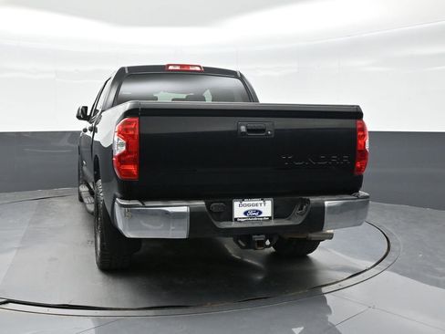 Used 2015 Toyota Tundra SR5 w/ SR5 Upgrade Package RWD image 4