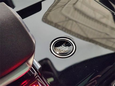 New 2026 Land Rover Range Rover Sport SE image 20