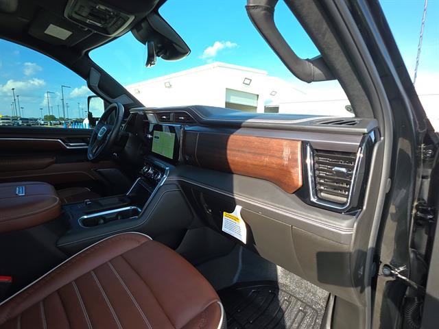 Used 2025 GMC Sierra 2500 Denali Ultimate AWD/4WD image 20
