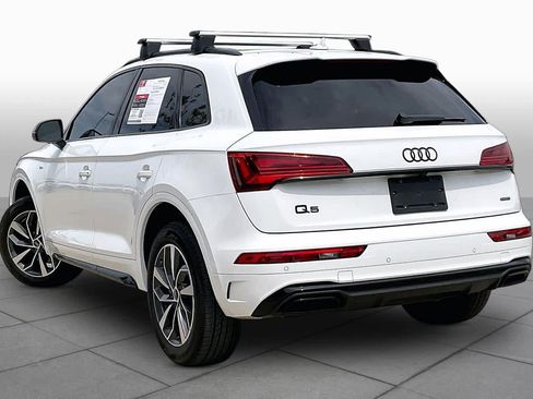 Used 2024 Audi Q5 2.0T Premium w/ Summer of Audi Package AWD/4WD image 12