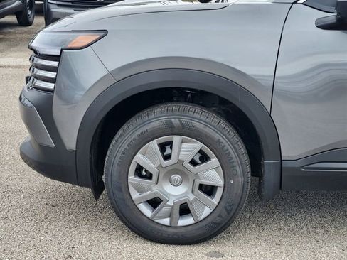 New 2026 Nissan Kicks S image 5