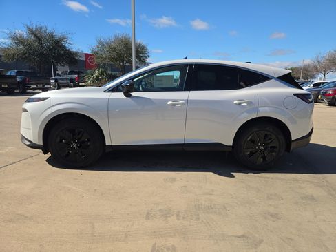 New 2026 Nissan Murano SV image 6