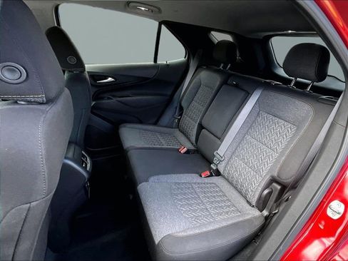 Used 2023 Chevrolet Equinox LT image 24