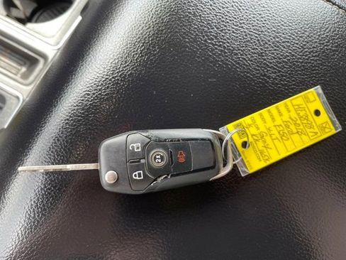 Used 2018 Ford F150 XLT w/ Equipment Group 302A Luxury image 24