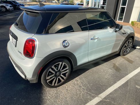 Used 2022 MINI Cooper S image 6