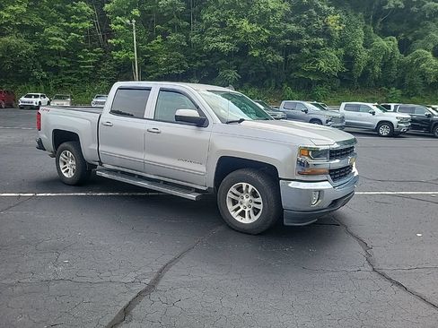 Used 2017 Chevrolet Silverado 1500 LT w/ All Star Edition AWD/4WD image 6