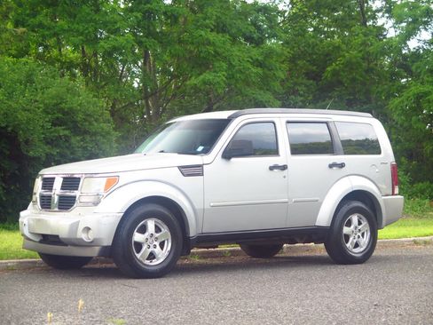 Used 2009 Dodge Nitro SE AWD/4WD image 1