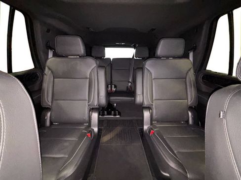 Used 2022 GMC Yukon Denali w/ Denali Premium Package AWD/4WD image 24