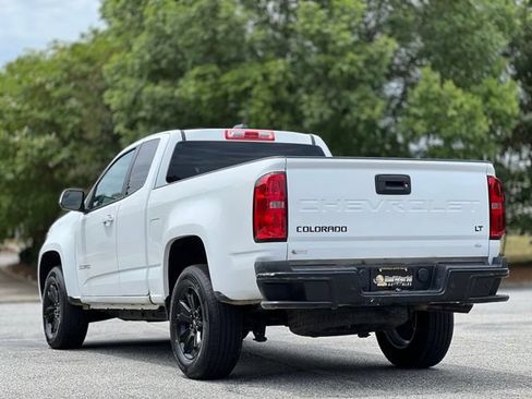 Used 2022 Chevrolet Colorado LT w/ Fleet Safety Package RWD image 7