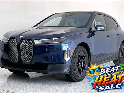 Used 2023 BMW iX xDrive50 AWD/4WD image 5
