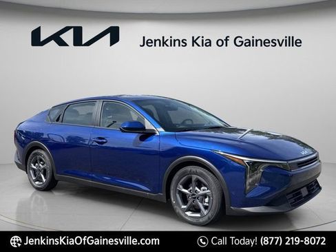 New 2026 Kia K4 FWD image 1