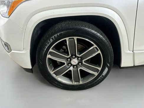 Used 2017 GMC Acadia Denali w/ Technology Package AWD/4WD image 8