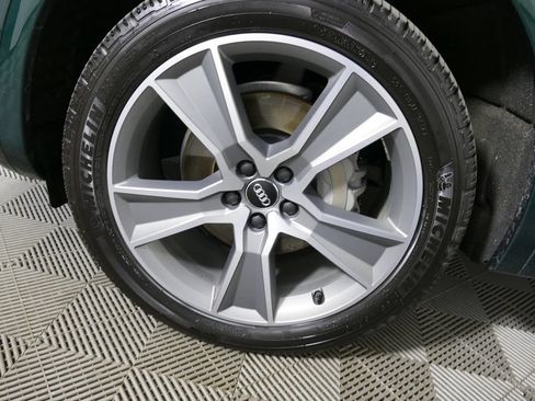 Used 2019 Audi Q5 Prestige AWD/4WD image 9