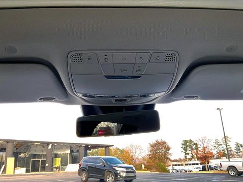 Certified 2022 Mercedes-Benz GLC 300 image 34