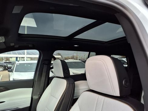 New 2026 Chevrolet Traverse High Country w/ LPO, Floor Liner Package image 16