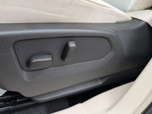 Used 2022 Buick Envision Preferred image 16