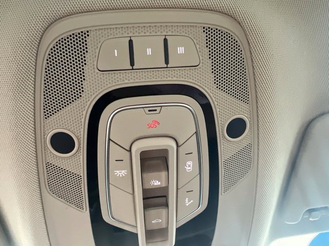 Used 2018 Audi Q5 2.0T Premium Plus w/ Premium Plus Package AWD/4WD image 32
