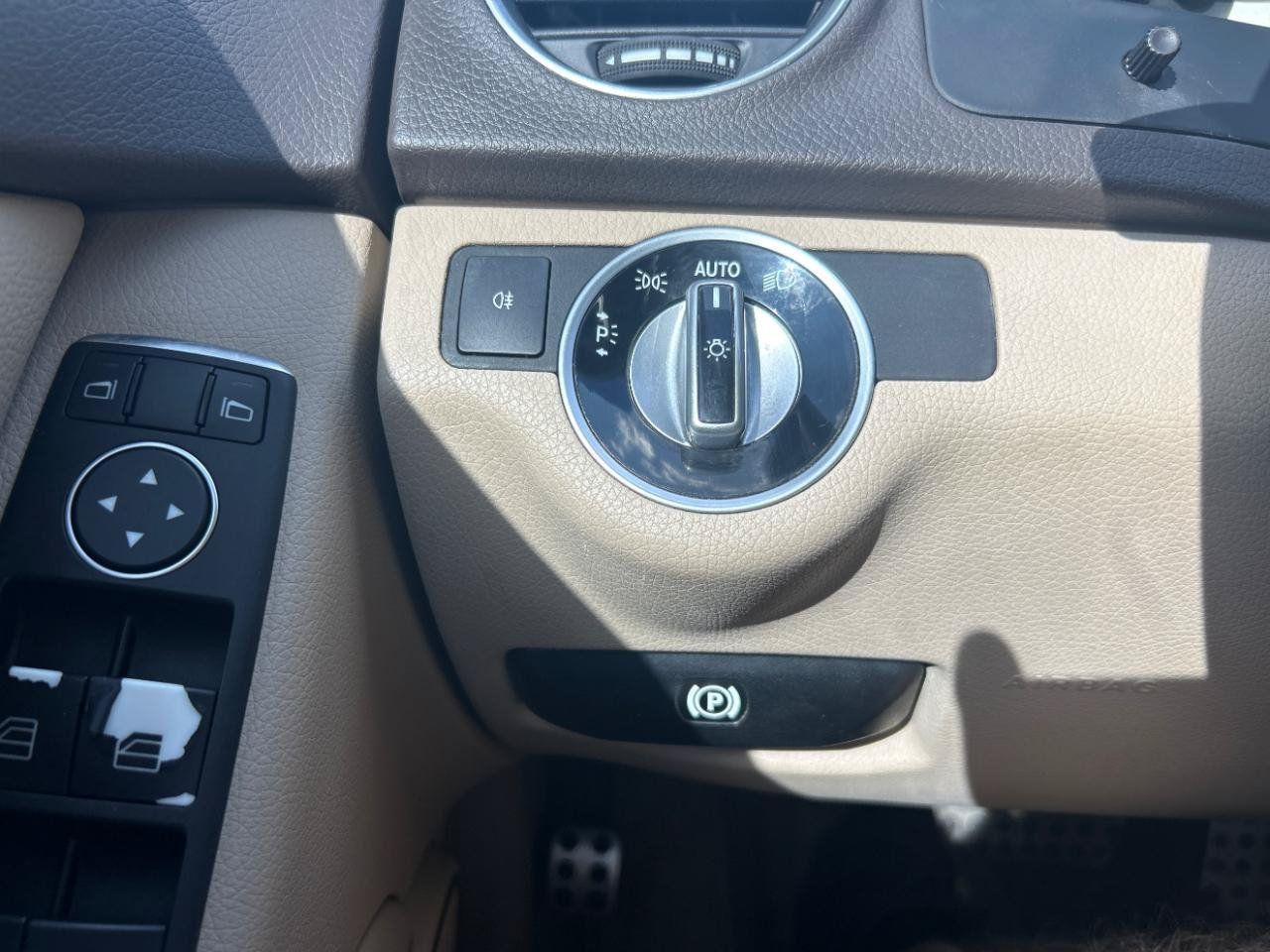 Used 2014 Mercedes-Benz C 250 Sedan image 17