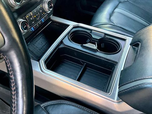 Used 2020 Ford F250 Platinum image 17