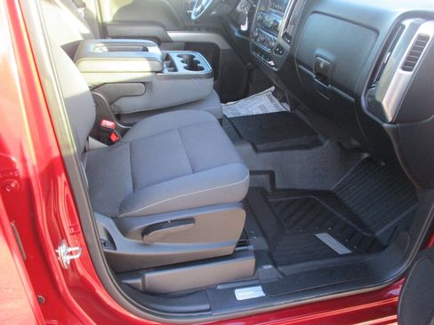 Used 2018 Chevrolet Silverado 1500 LT w/ All Star Edition image 8