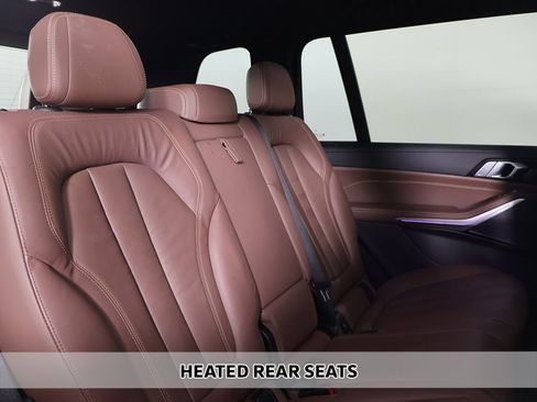 Used 2022 BMW X7 xDrive40i w/ M Sport Package image 7