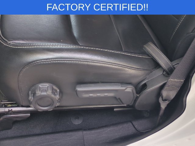 Certified 2022 Jeep Wrangler Unlimited Sahara w/ Cold Weather Group AWD/4WD image 15