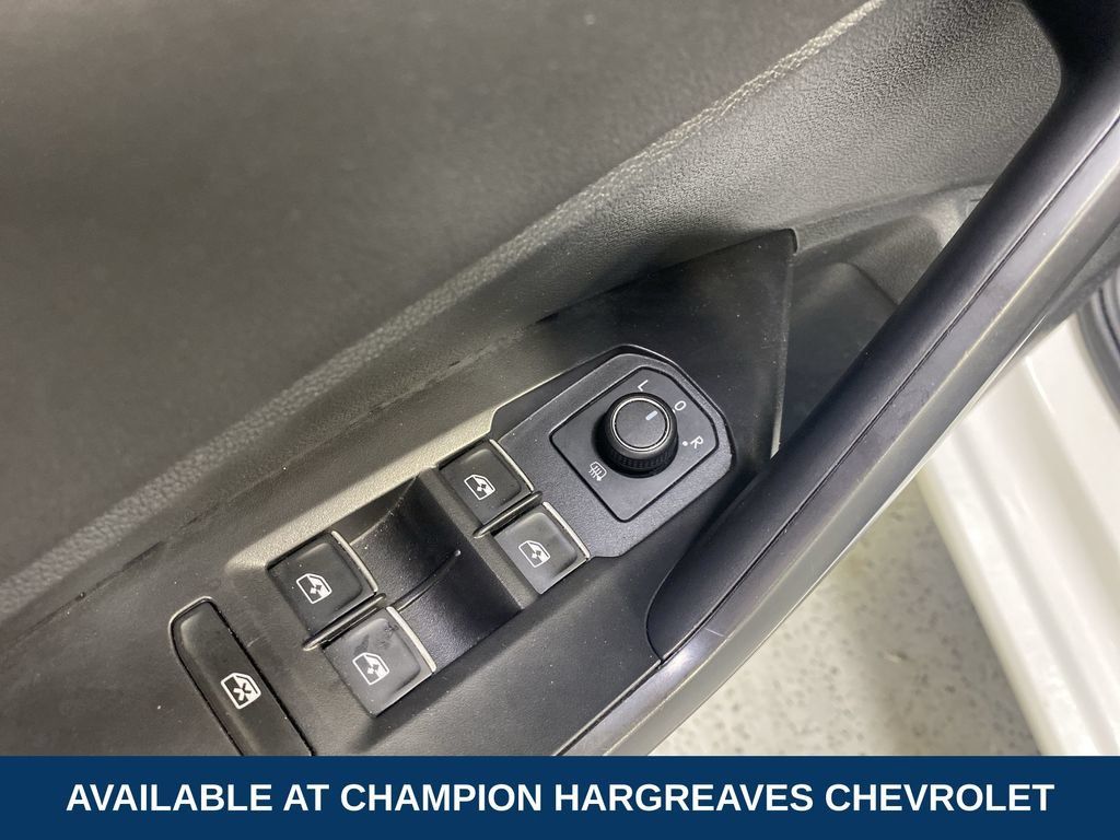 Used 2025 Volkswagen Jetta S FWD image 31