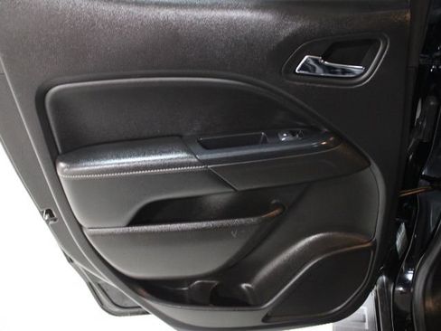 Used 2019 GMC Canyon Denali image 17